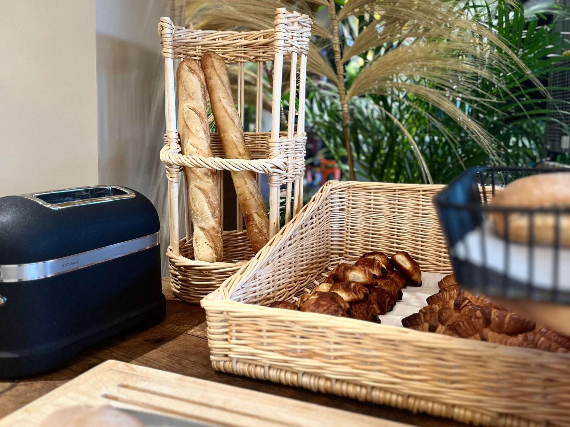 Aparthotel Adagio Access Porte De Camargue Saint-Martin-de-Crau Eksteriør billede