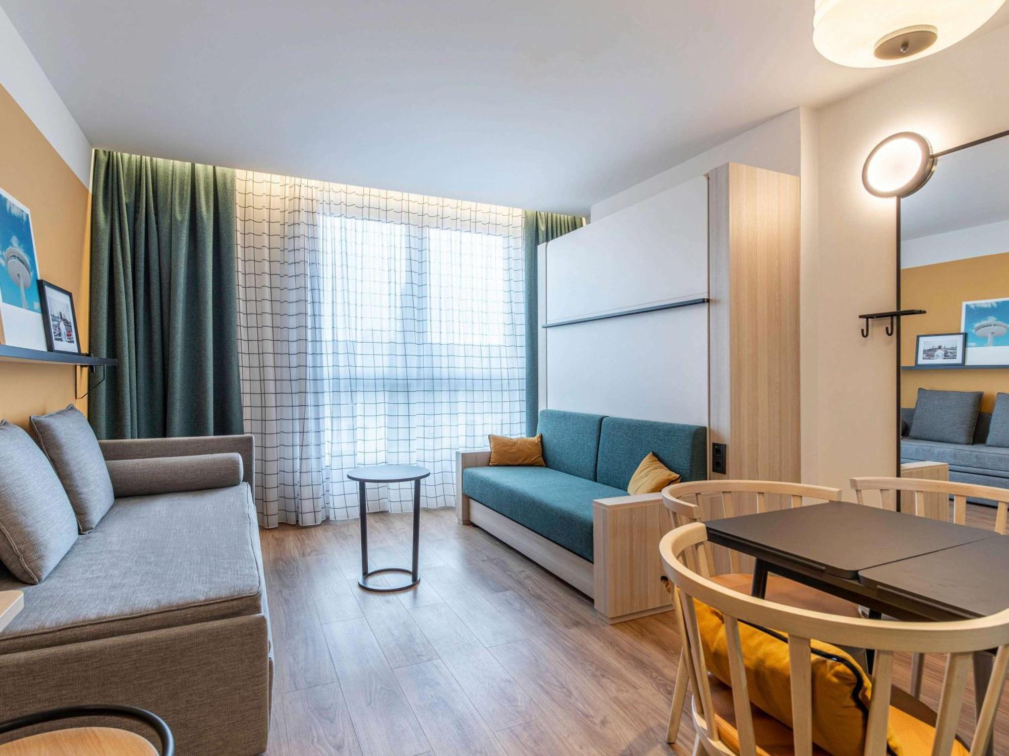 Aparthotel Adagio Access Porte De Camargue Saint-Martin-de-Crau Eksteriør billede