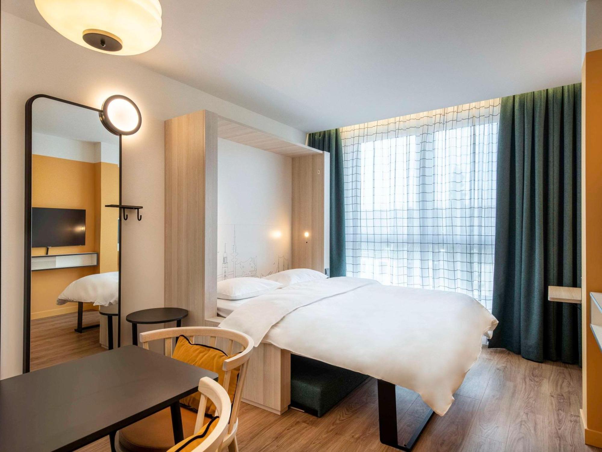Aparthotel Adagio Access Porte De Camargue Saint-Martin-de-Crau Eksteriør billede